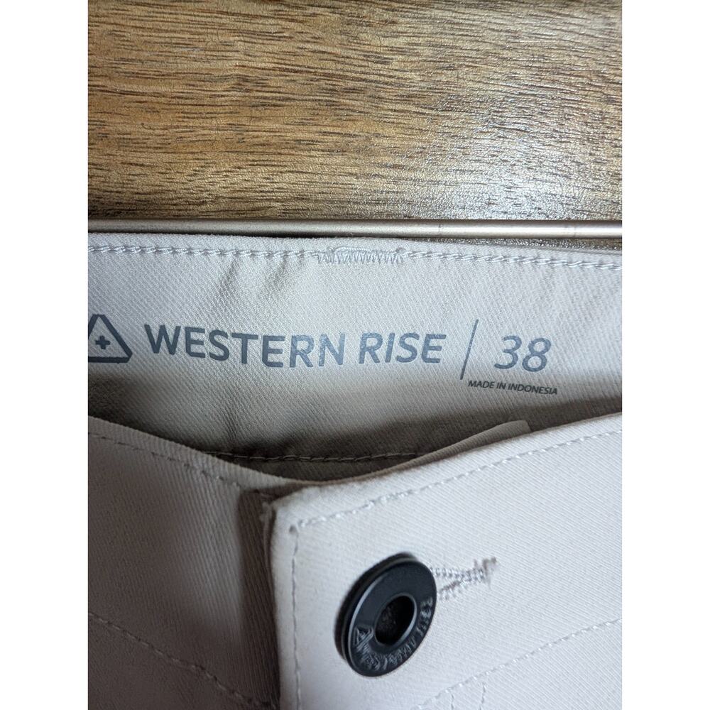 Western Rise Evolution Pants Mens 38 Light Tan Stretch Performance Straight NWT - Picture 3 of 3